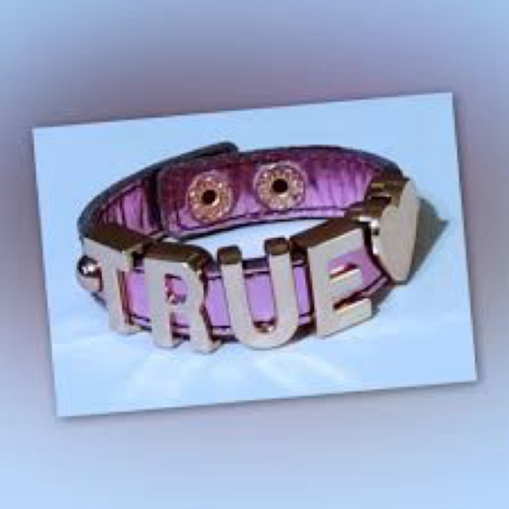 BCBGENERATION CUFF Bracelet BCBG TRUE' Lettering LIGHT PINK CORAL 8 in Exc Con